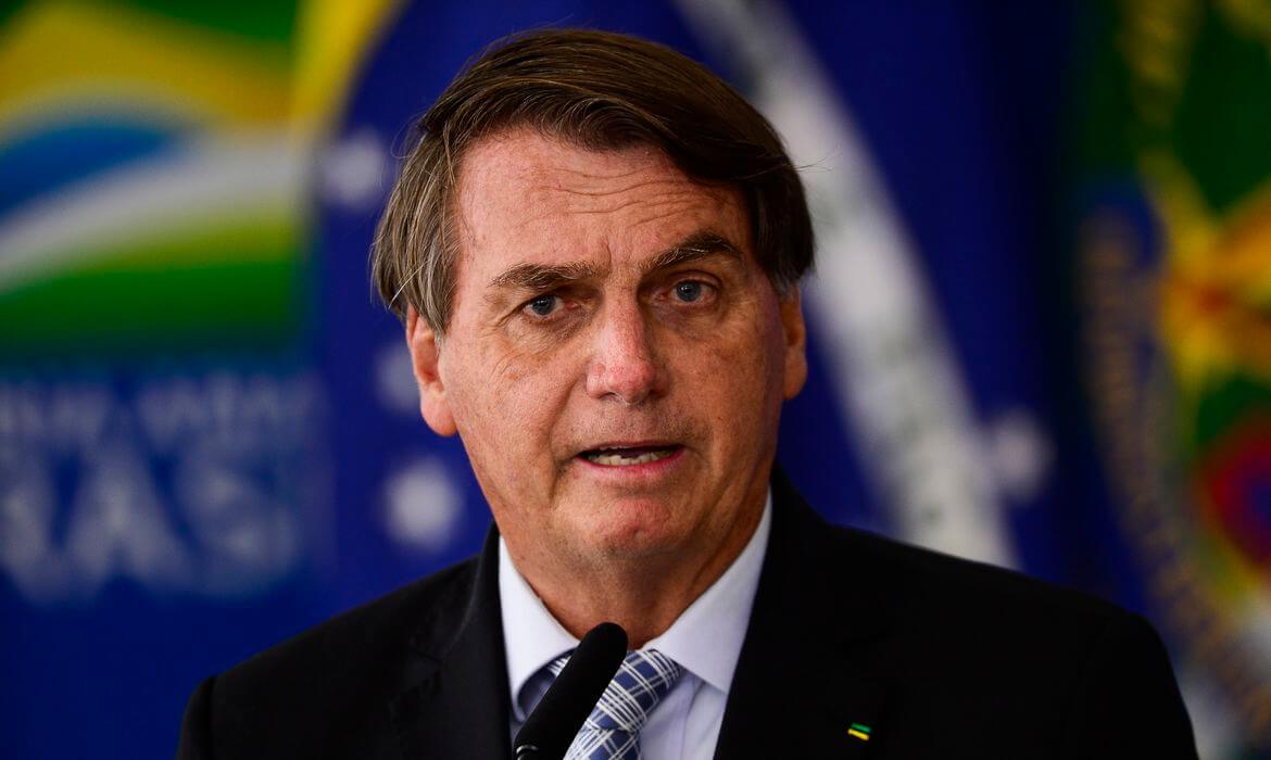 Bolsonaro convoca apoiadores para o golpe em preparação