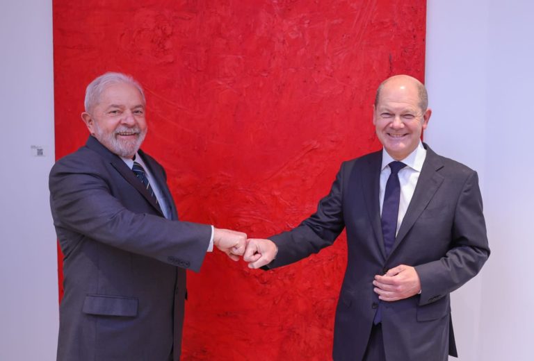 Visita de Scholz a Lula foi para obter apoio do Brasil à agressão imperialista contra a Rússia